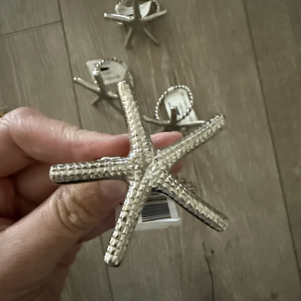 NEW Lot of 4 Sur La Table Silver Starfish Napkin Rings Made in India NWT‎